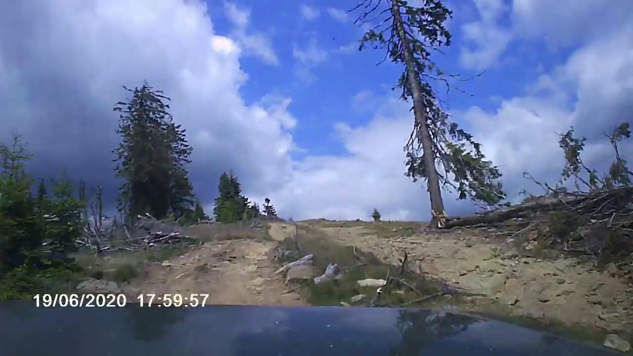 Offroad catre Vf. Moldoveanu prin valea Cernatului pana pe muchia Scarisoara