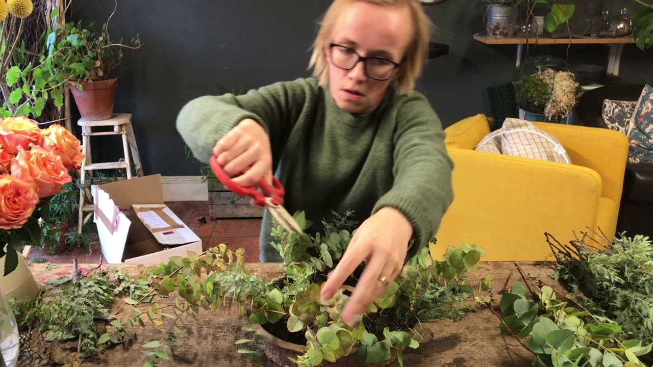 Sustainable floristry mechanics