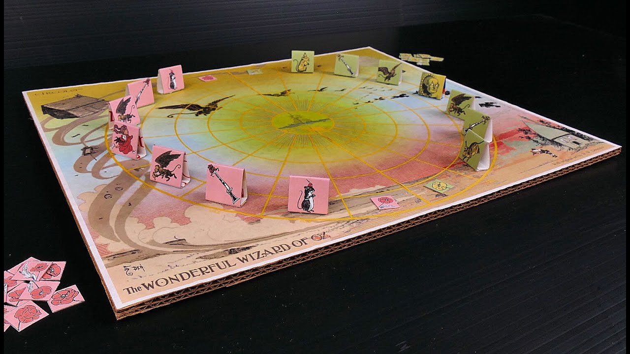 Circolo&trade; game of pure strategy
