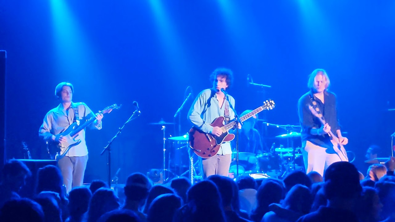 The Stews - Slip Away 12/16/21 Lincoln Theatre Raleigh NC