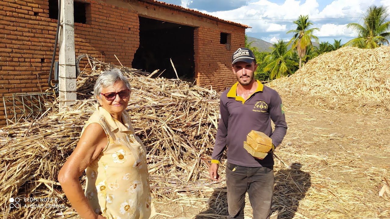 ENGENHO DE RAPADURA EM TRIUNFO NO SERTÃO PERNAMBUCANO DO BRASIL.