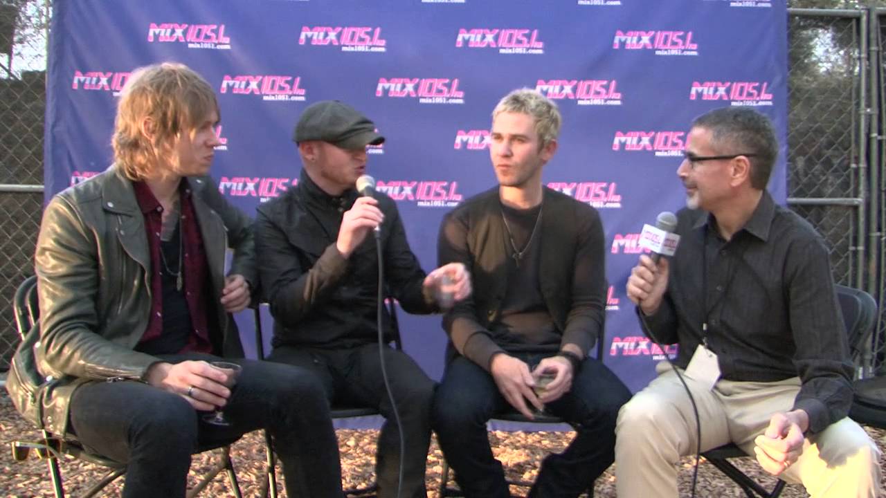 MIX 105.1's Scott McKenzie Interviews Lifehouse