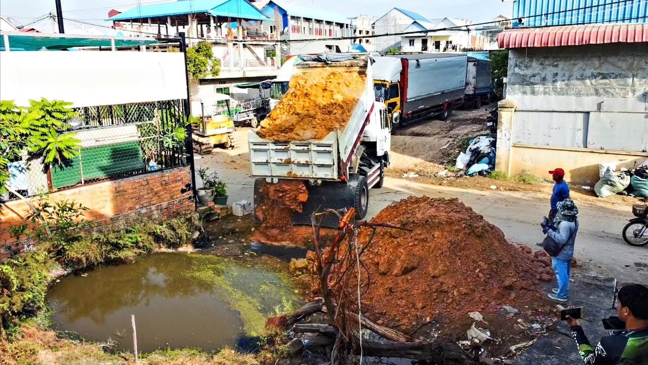 First Start a New Project! Landfill Delete Flooded Garbage Using Dozer Pushing Soil with Truck