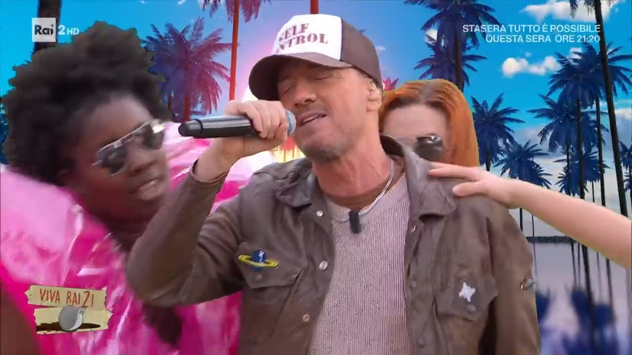 Raf canta dal vivo 