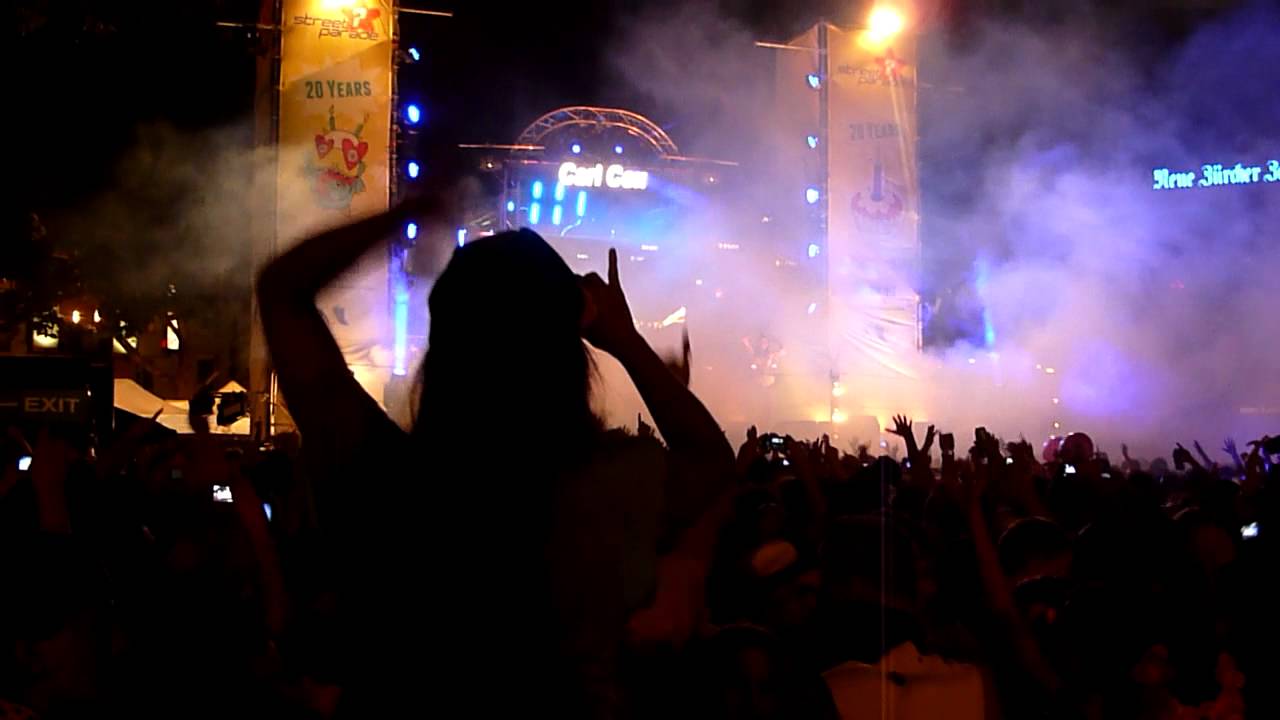 Street Parade Zürich - Carl Cox live @ Bellevue 13-08-2011