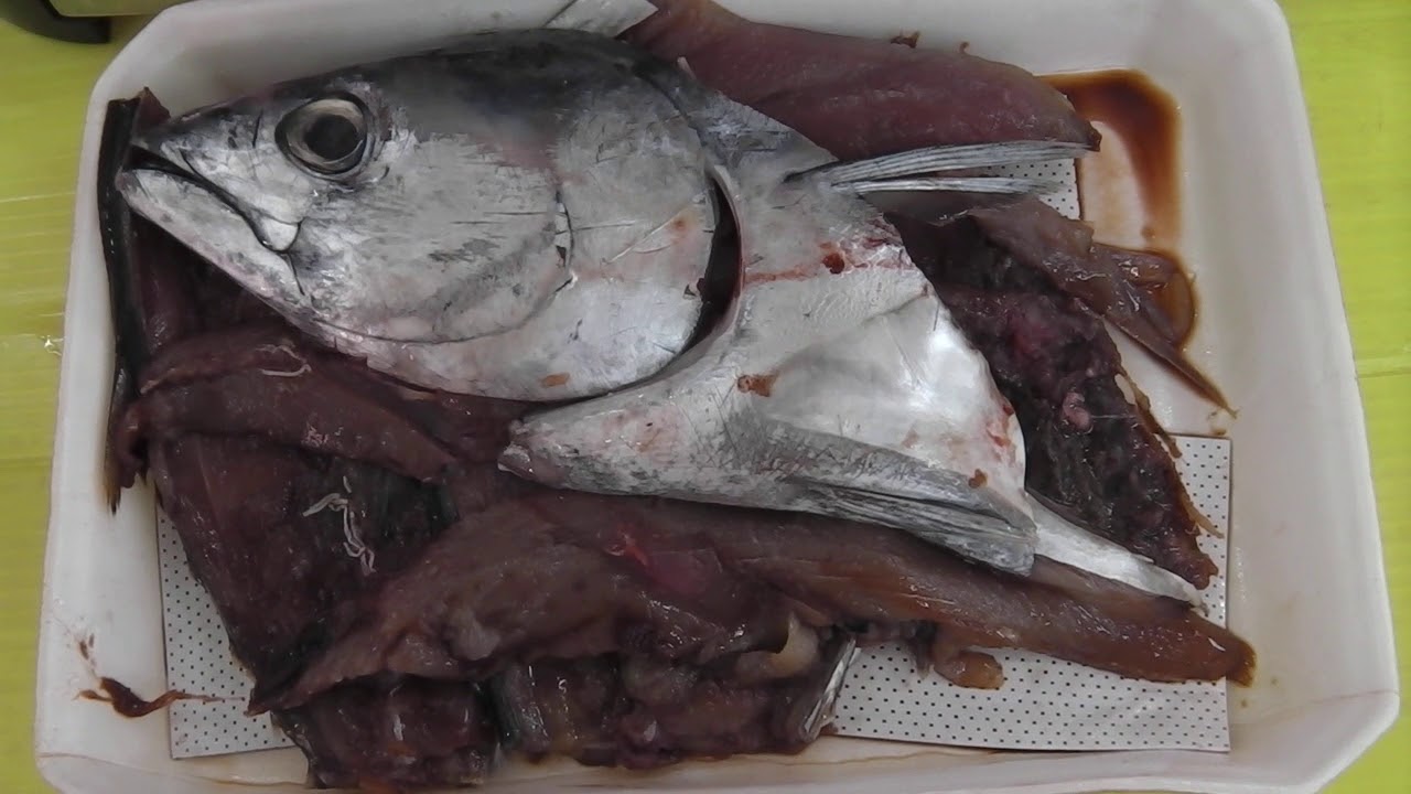 かつおの頭焼き