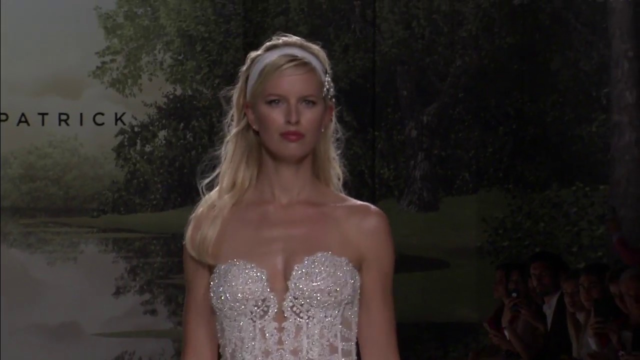 Pronovias presenta en Barcelona la Colección de novia St. Patrick 2018