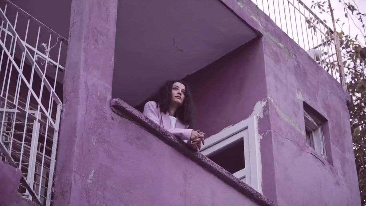 Melike Şahin - Serim
