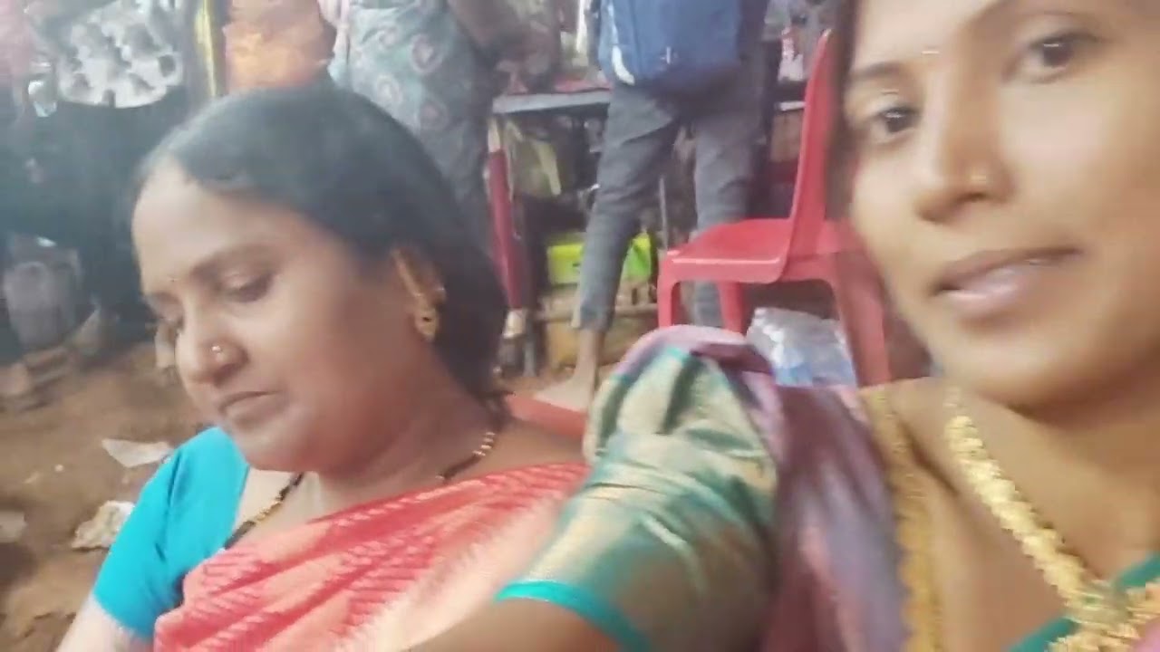 #ನಮ್ಮ ಊರ ಬಾದಾಮಿ ಬನಶಂಕರಿ ದೇವಿ ಜಾತ್ರೆ# nethra # viral video # pls subscribe madi ♥️ # kannada # vlog 