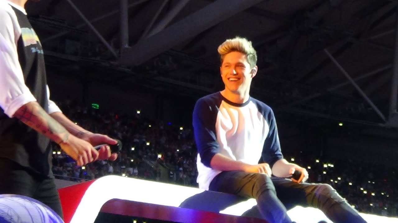 One Direction 13/6/2014 Happily,Little Things,Moments,Better Than Words