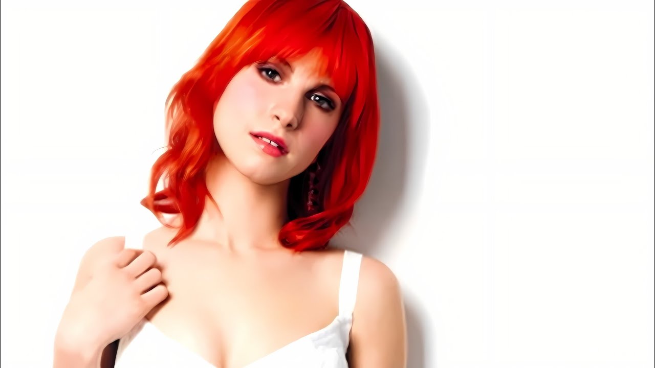 Vibrant Hayley Williams: A Visual Journey of Color and Style [2K]