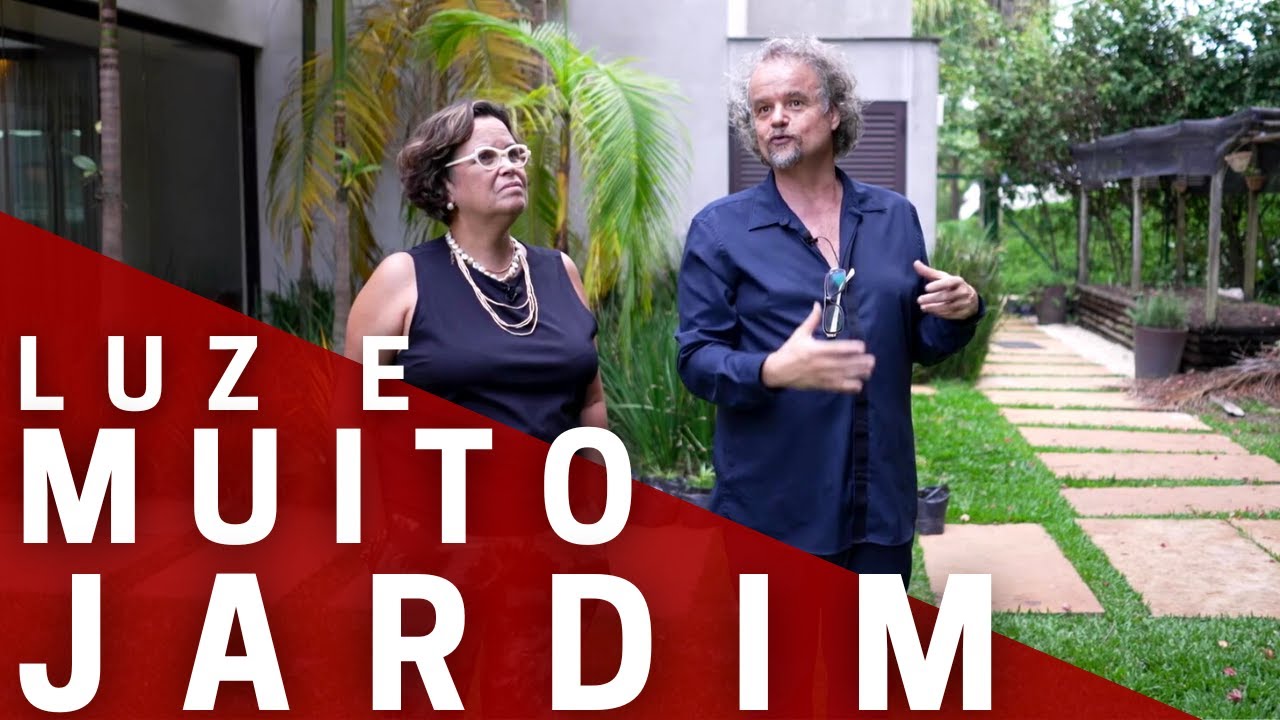 Casa toda integrada com jardim em volta, muito lindo