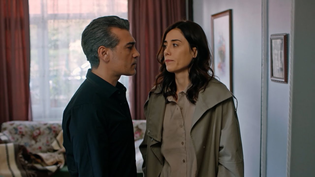 Volkan enfrenta a Asya por sus jugadas ocultas | Traicionada  | TNT Novelas