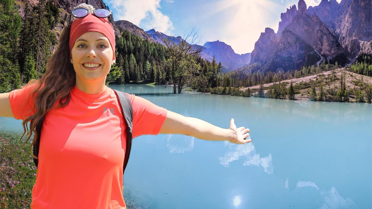 Geheimnisvoller Bergsee in den Dolomiten: Wanderung in Gr&ouml;den Val Gardena in S&uuml;dtirol