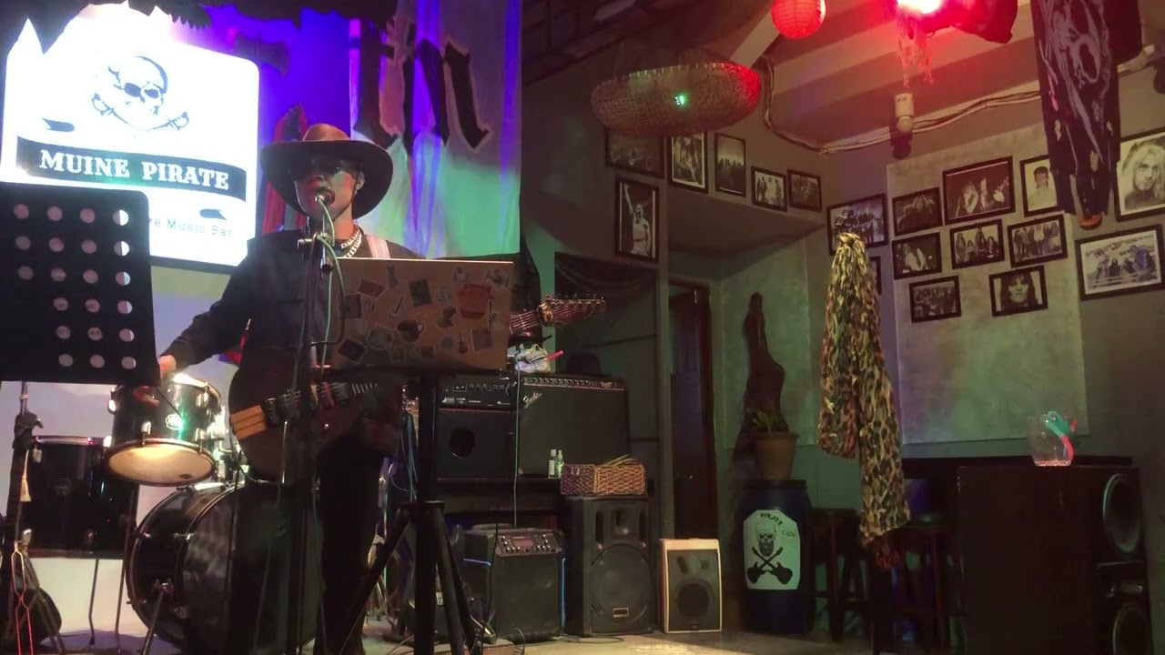 C-Rock (Bluesman Vietnam 🇻🇳) - 
