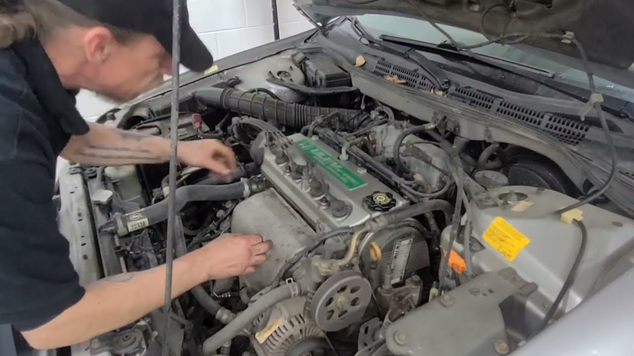 Valve Cover Gasket on a 2001 Honda Accord