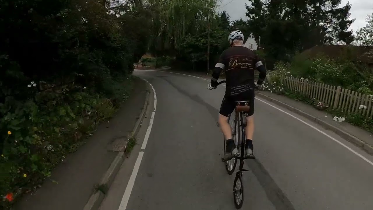 Veteran-Cycle Club video archive - Arrow Wombat section ride