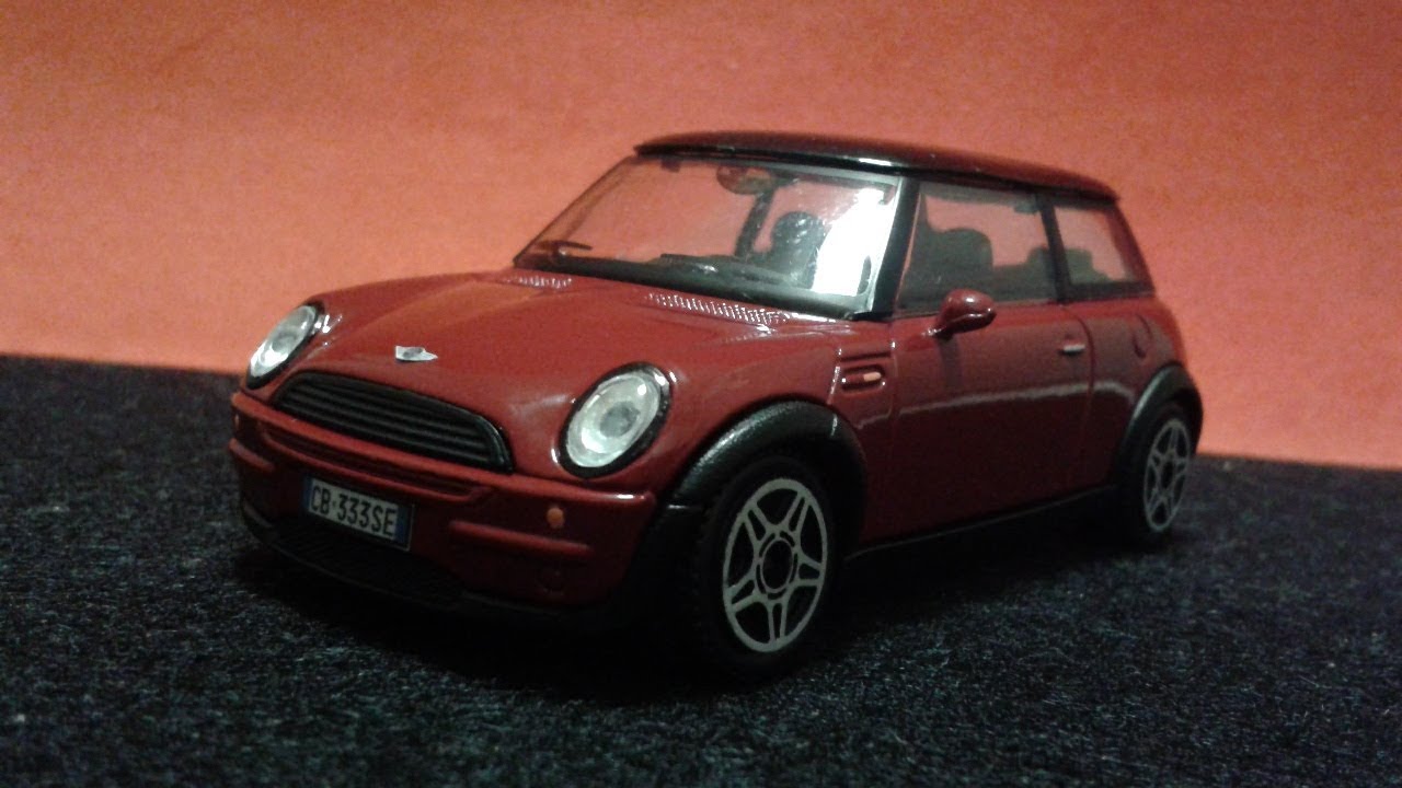 MODELLISMO - Restauro Mini Cooper R50 2001 (Bburago 1/43)
