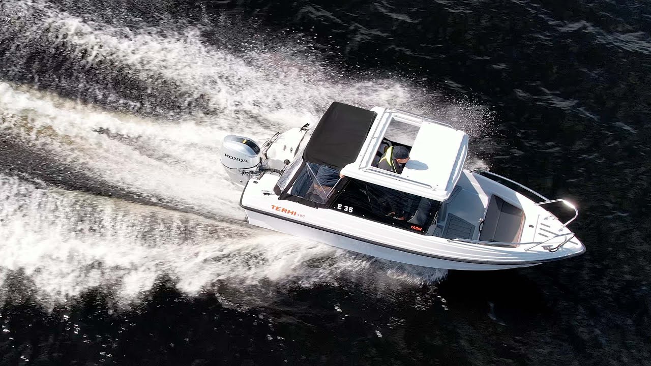 Test: Terhi 480 Cabin – liten hyttbåt vinner i längden
