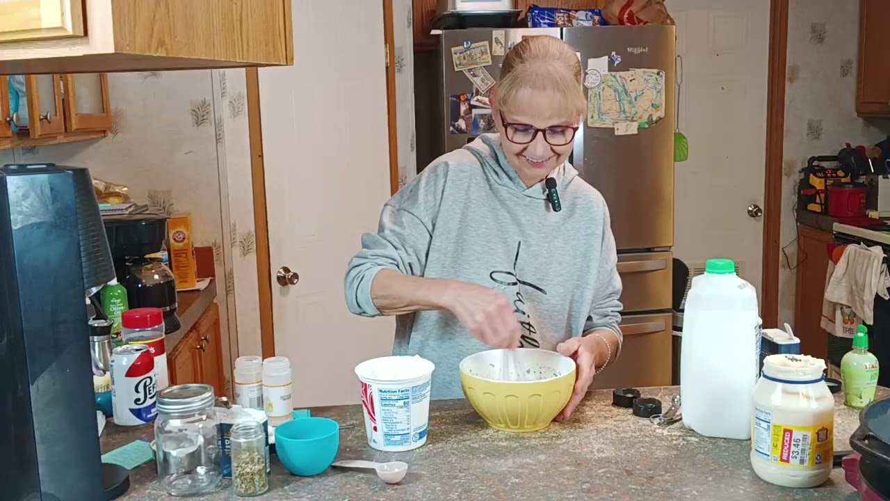 Day 3 of 6 day series of homemade mixes dressing and dips- Ranch dressing 