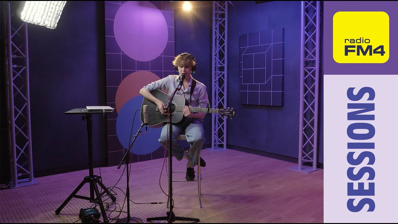 Oskar Haag - Black Dress (Radio FM4 Session)