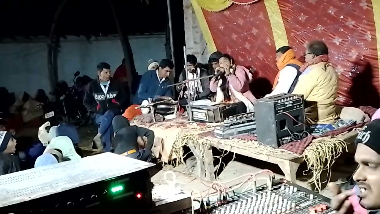 sunadar sa bhajan aap sab suni sapana mey dekhni Rey sakhiya aaeley bir banarawa ,,,9120883368