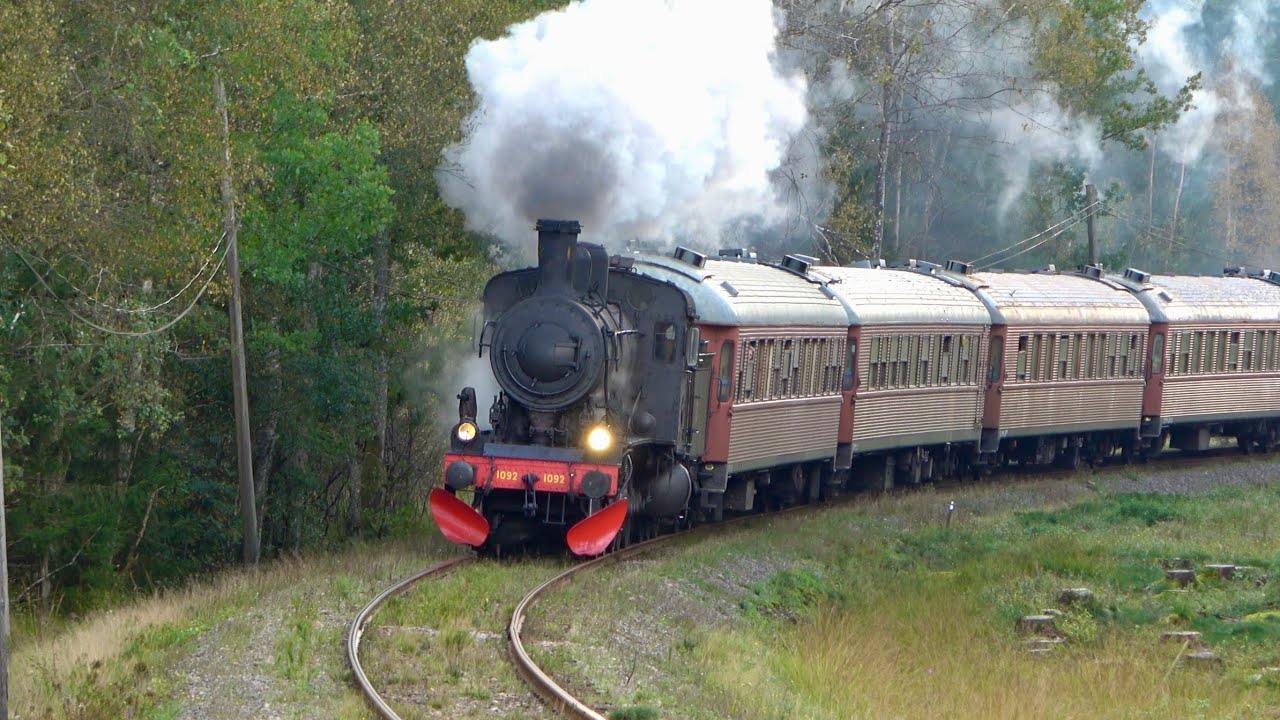 Historiska tåg under Tågdagarna i Landeryd