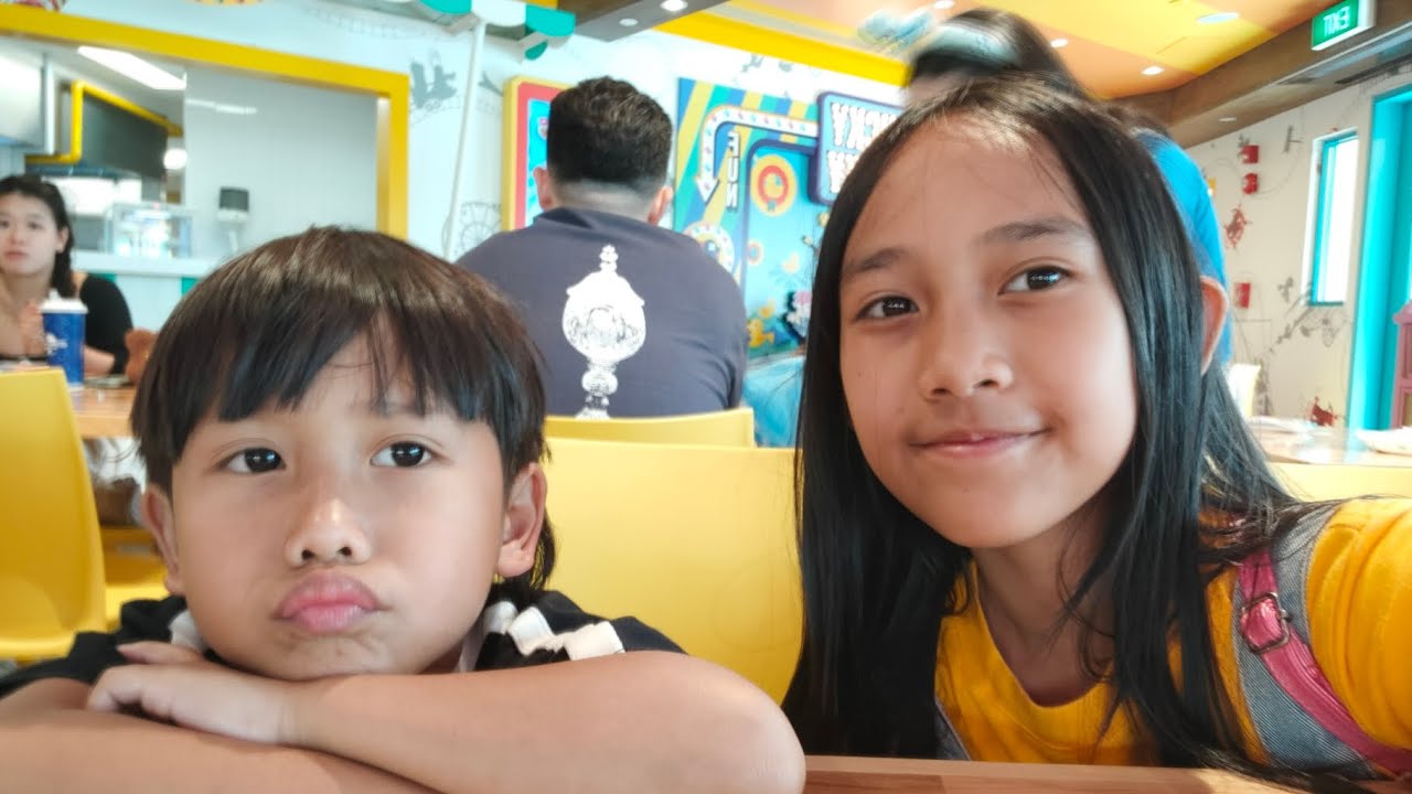 liburan ke Singapore and Malaysia