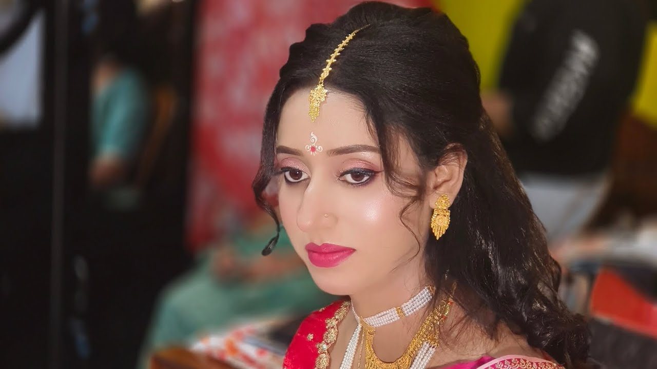 চোখ দুটো কি সুন্দর টানা টানা  আমার ব্রাইডের 😍 এই ব্রাইড কে সাজানোর গল্পটাই শোনাই তাহলে #dailyvlog 