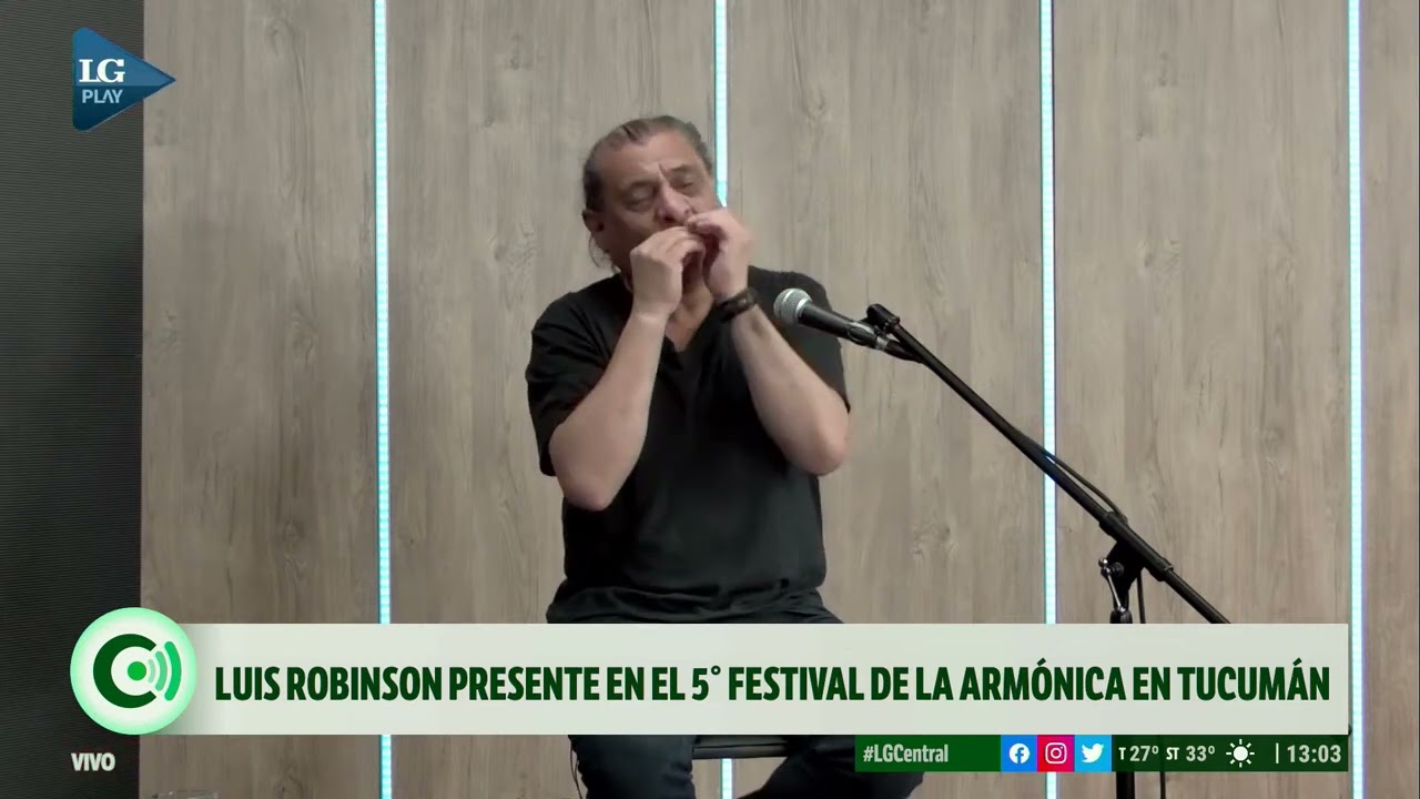 Luis Robinson en LGPlay interpreta un blues en su arm&oacute;nica