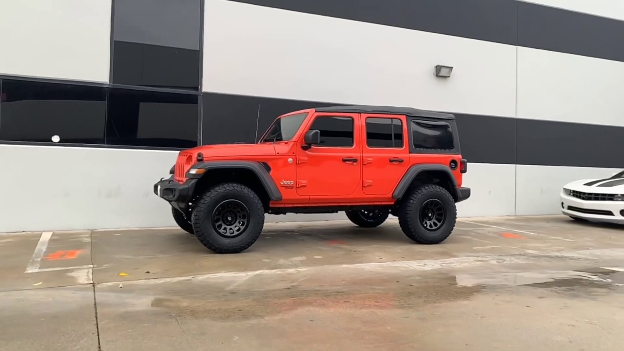 Jeep JL Lifted on 35” BFG KO2’s & Fuel Vector Wheels