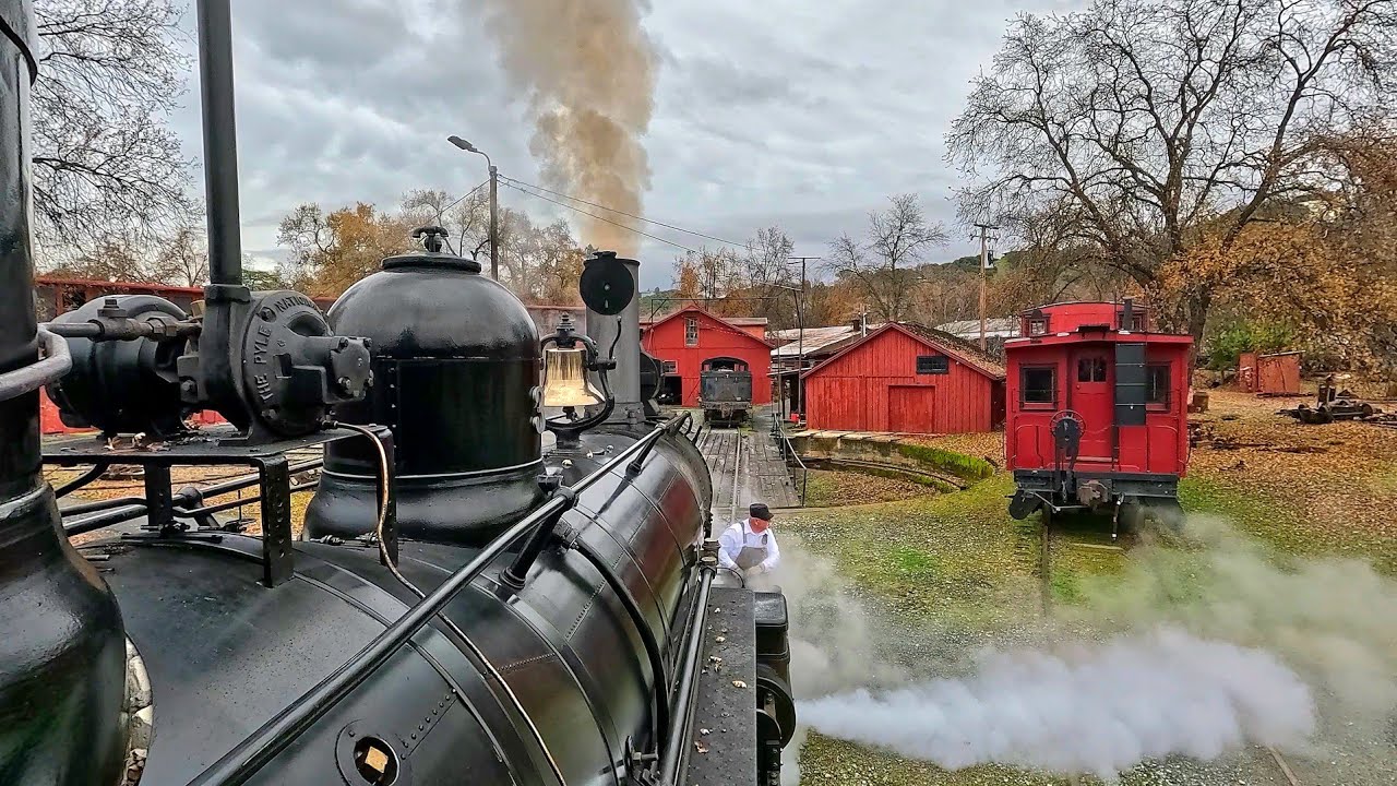 Behind the Scenes on Sierra Railway No. 3, Cab Ride - Preparing The Polar Express