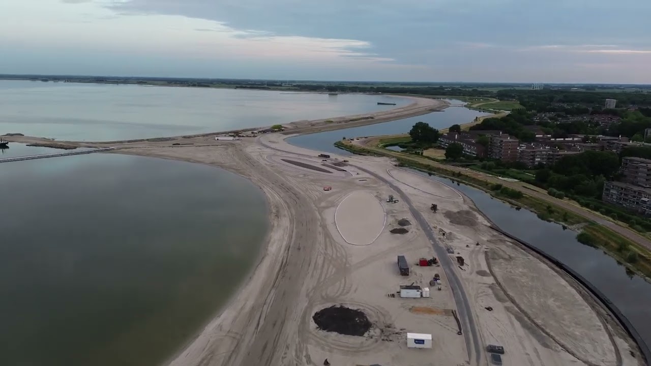 Dronevlucht van Hoorn naar Scharwoude Over het Stad Strand! #drone #Hoorn #Scharwoude #stadstrand