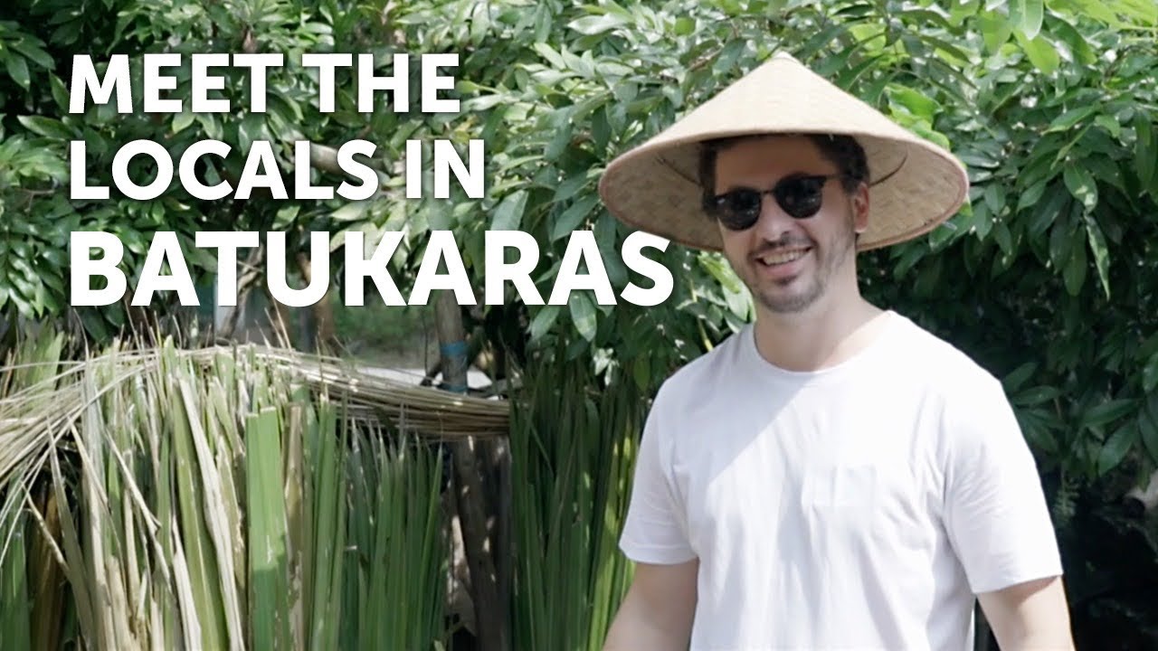 Meet the locals in Batukaras Beach | Indonesia