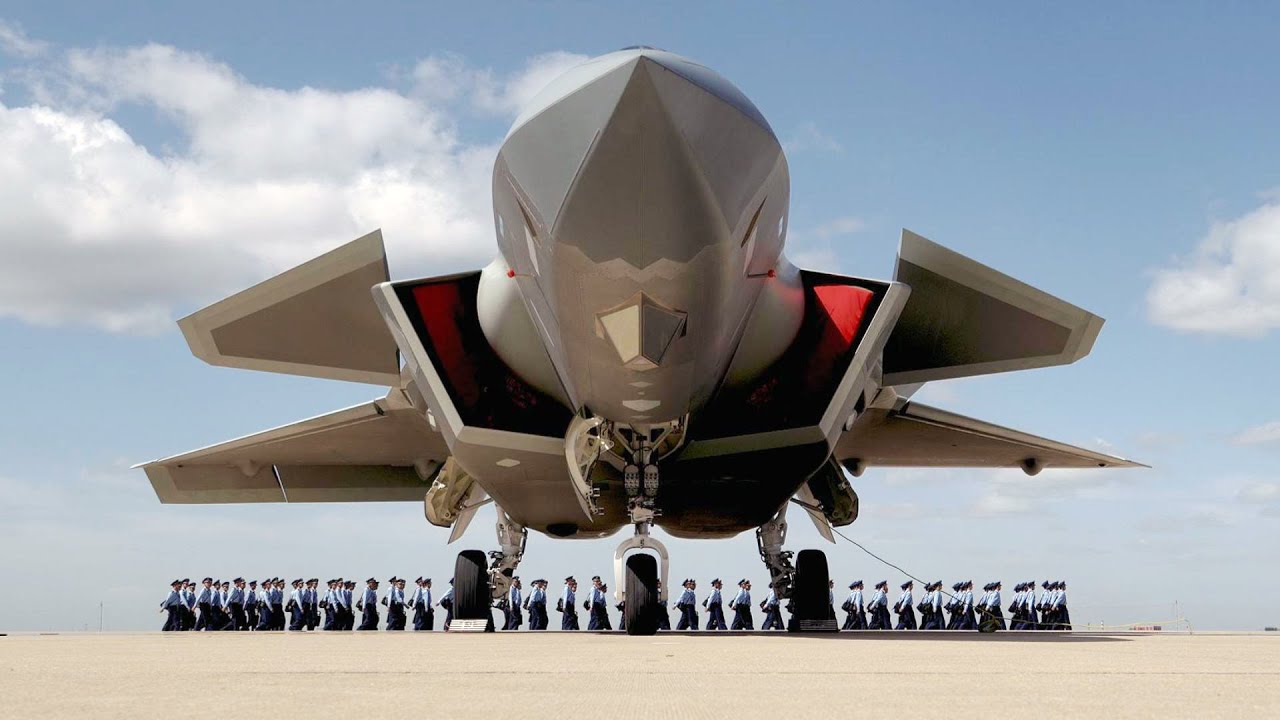 Первый публичный статический показ J-20｜Репетиция авиашоу в Чанччуне 2025 года