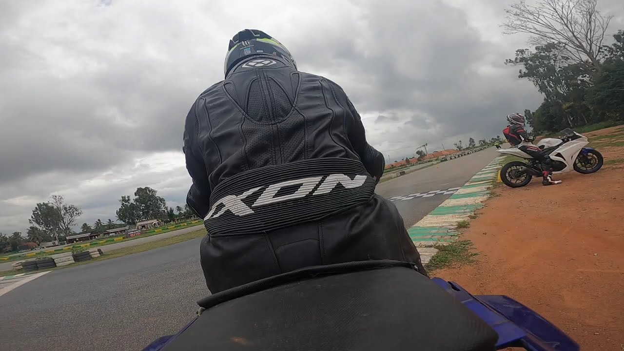 Aruani Grid - Half Loop + Cornering Drills | Yamaha R15 | Motorsports with Chan | June 2025 - Log3