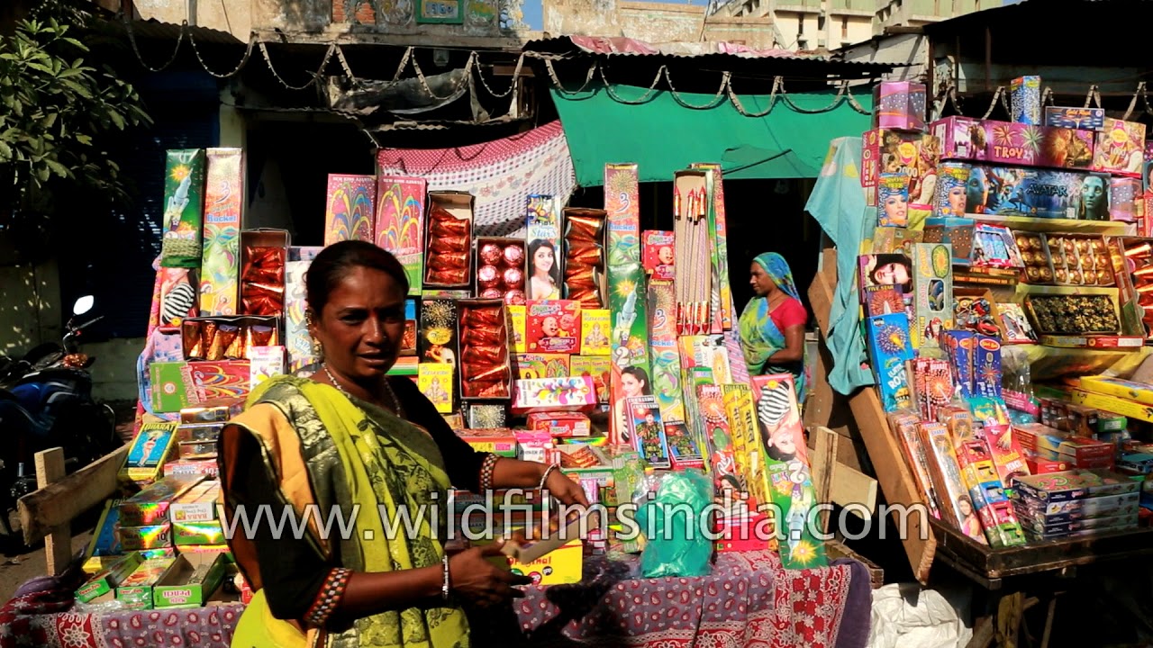 Fire Crackers Market in Ahmedabad - enjoy the colours but avoid buying patakhas