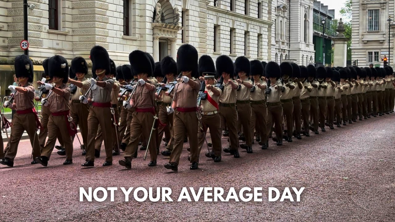 Hundreds of Army Troopers march Through Central London 🇬🇧