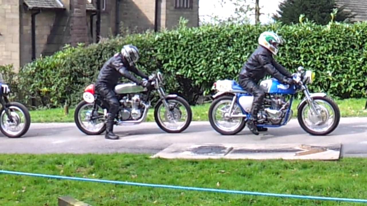 Hoghton Towers bike sprint 2012 (vintage bikes) LOUD!!