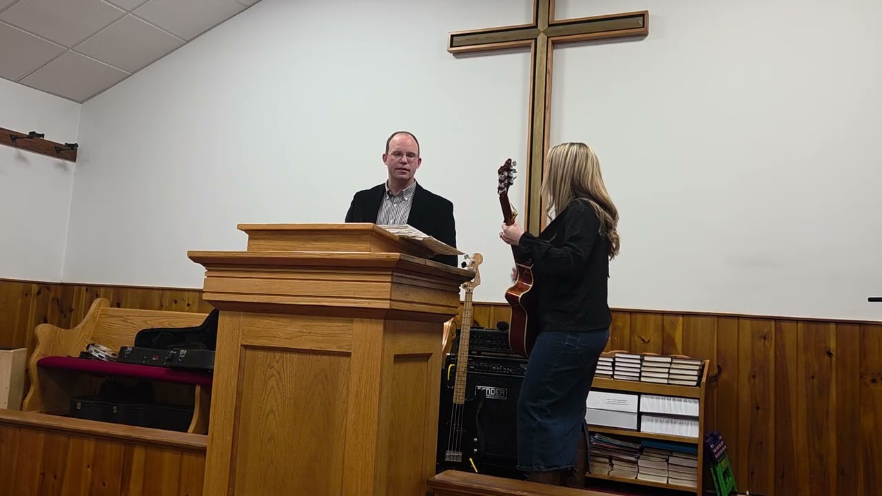 Shawn and Jessica singing Wednesday night 2-11