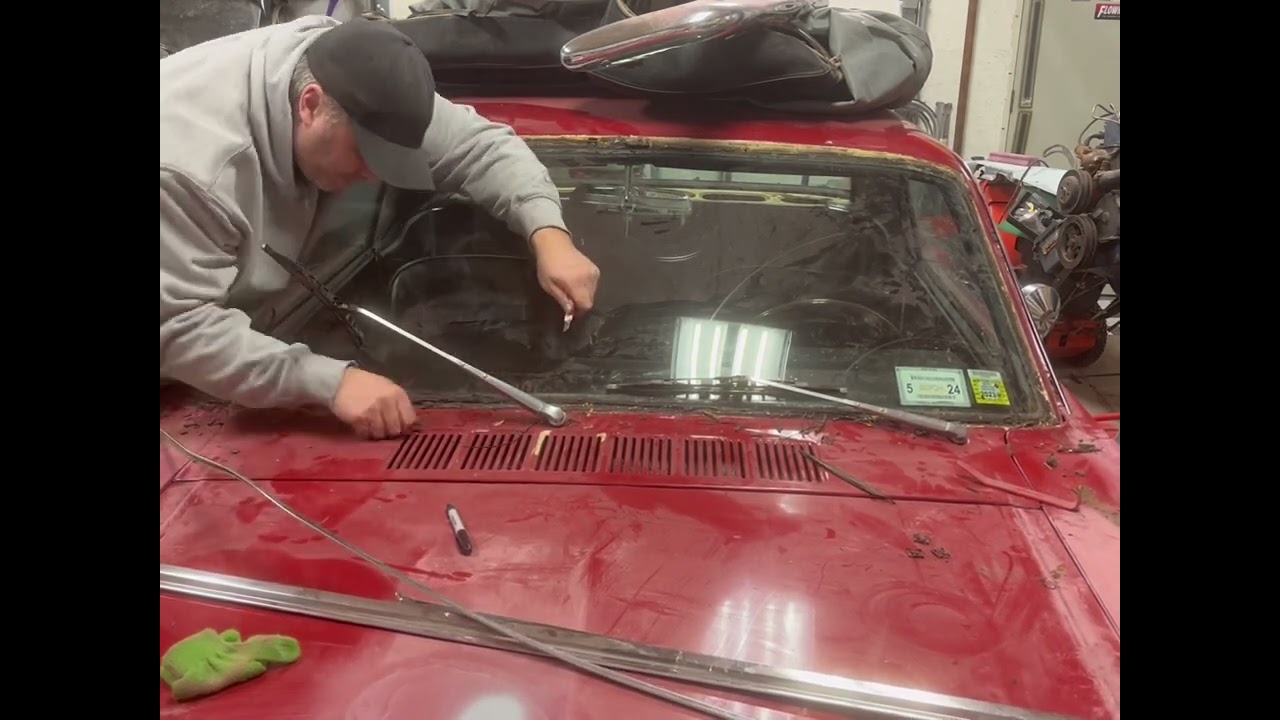 How to remove a windshield 1966 mustang and most classic cars