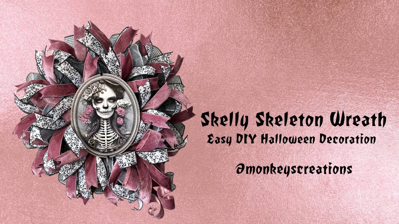 How to Make a Halloween Wreath: Tutorial #homedecor #howto #wreath
