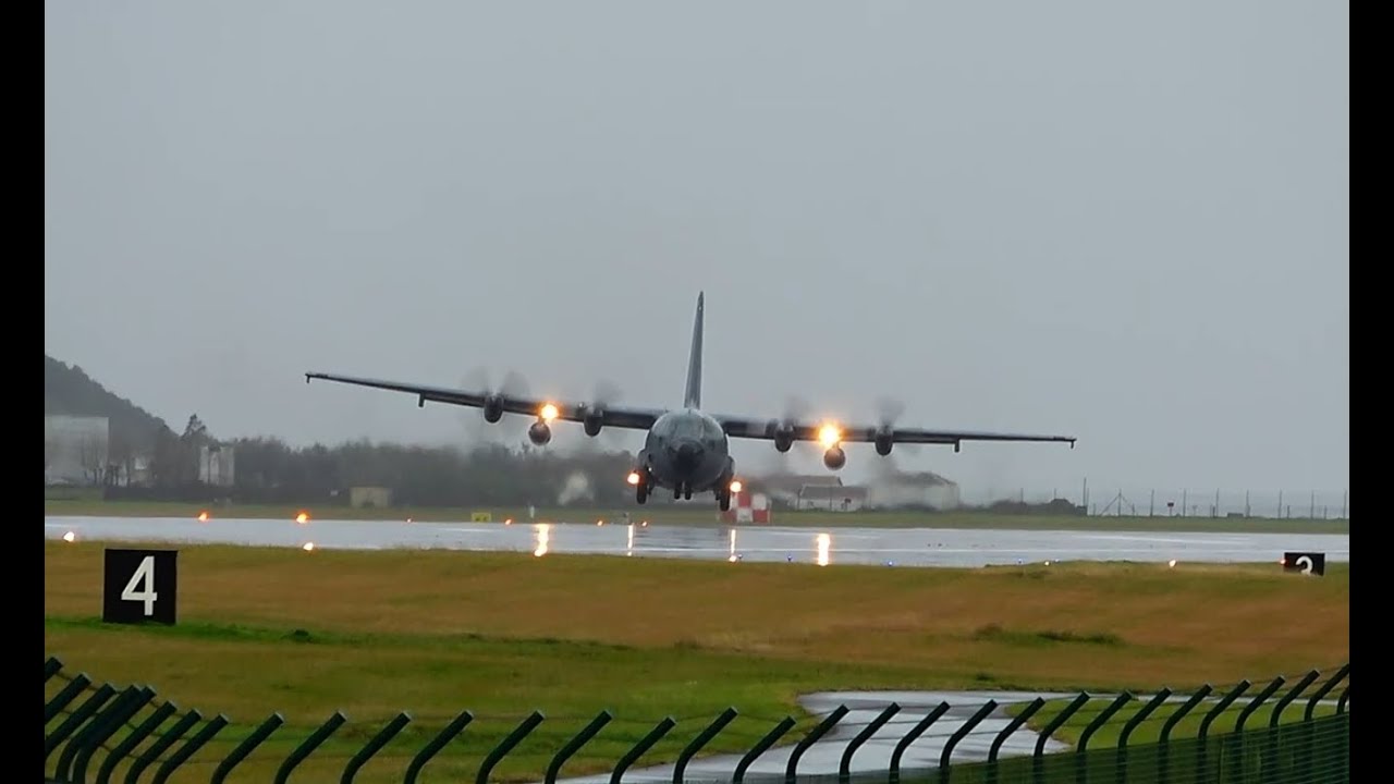 Military Professionalism in Adverse Weather | FAP Operations 🚁✈️