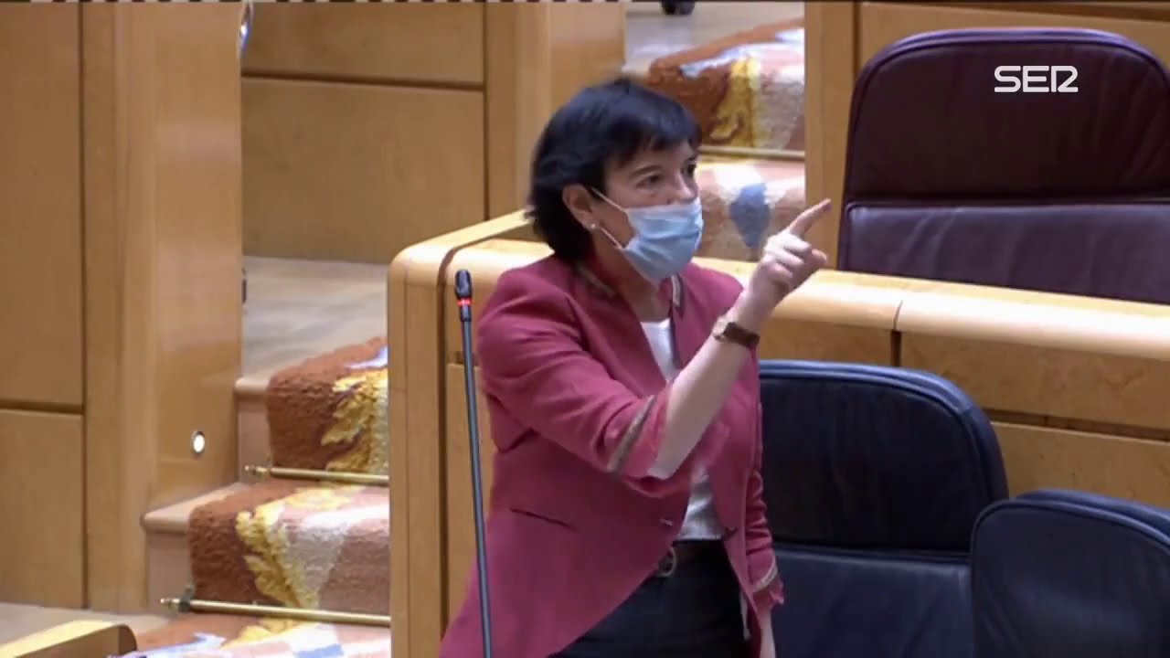 Rifirrafe entre Isabel Celaá y un senador del PP por el castellano: 