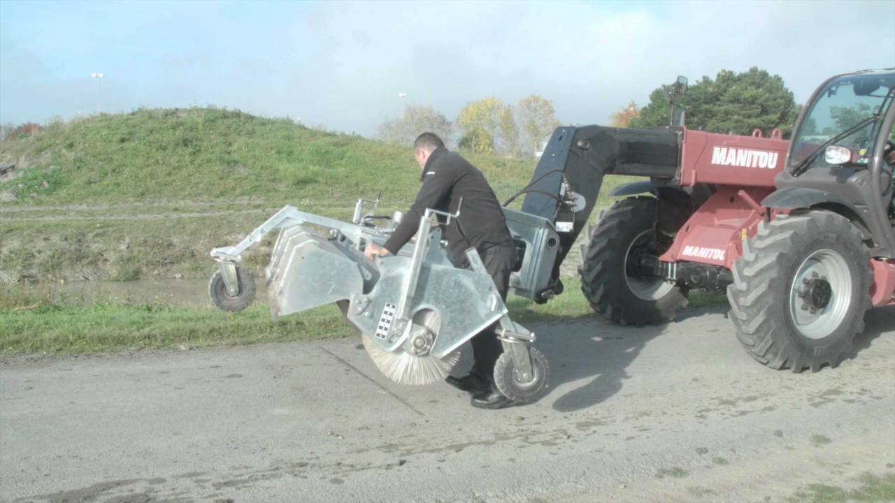 Manitou Attachments - Sweeper Collector