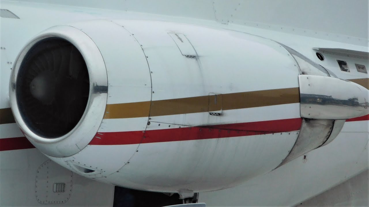 ✈ *JT15Ds* Raytheon Beechjet 400A SP-ATT Loud Start Up & Departure From London Southend