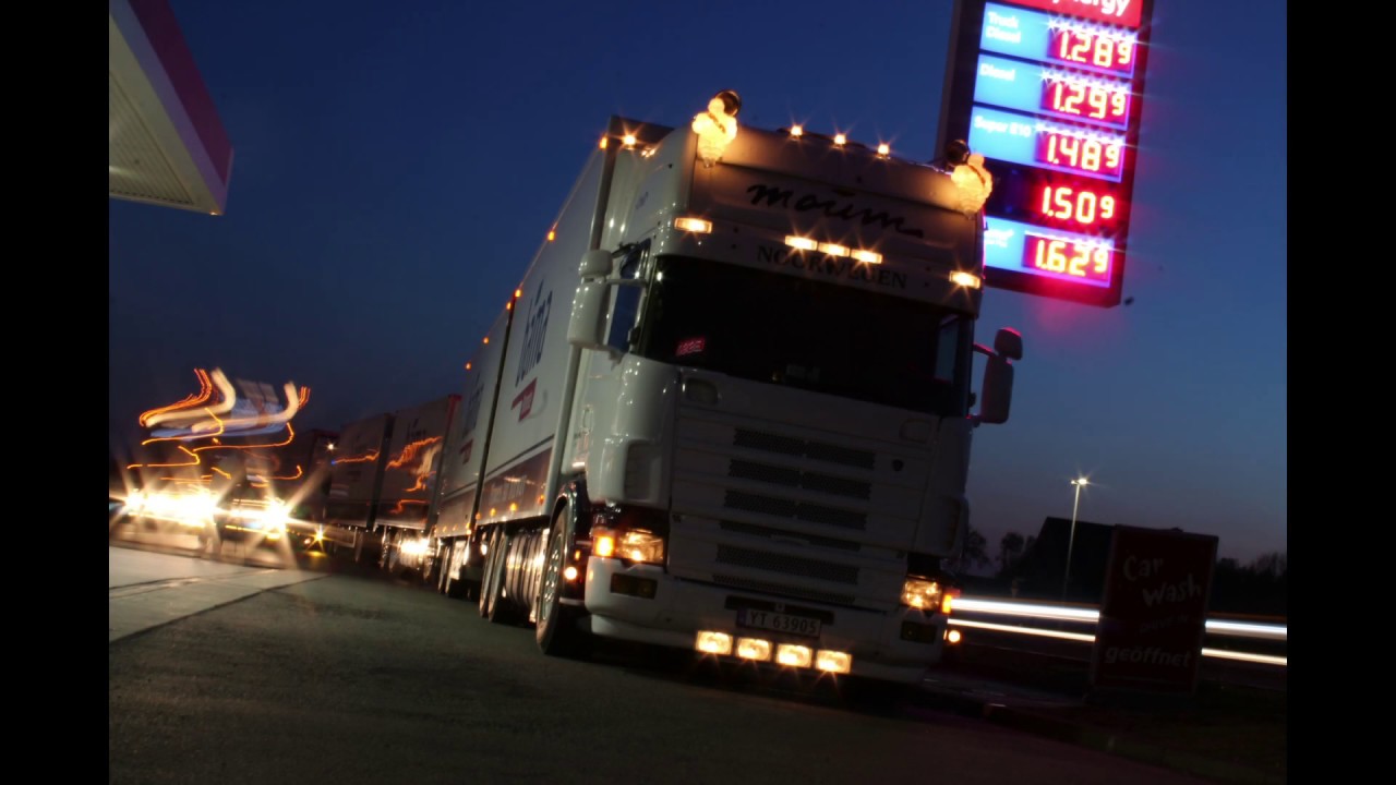 Let´s Party with Moum Transport - Flowers for Norway