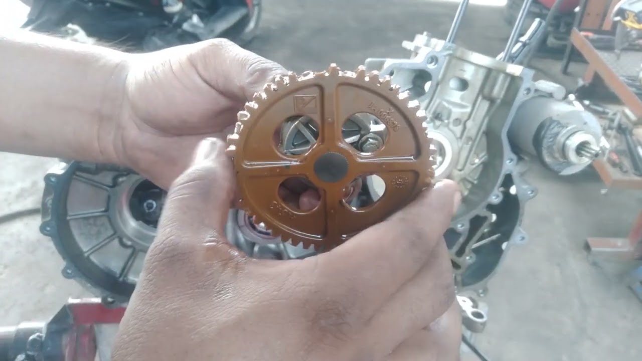 Motor de mototaxi piaggio, con ruido extraño y bomba de aceite rota...🧑‍🔧🛺😞