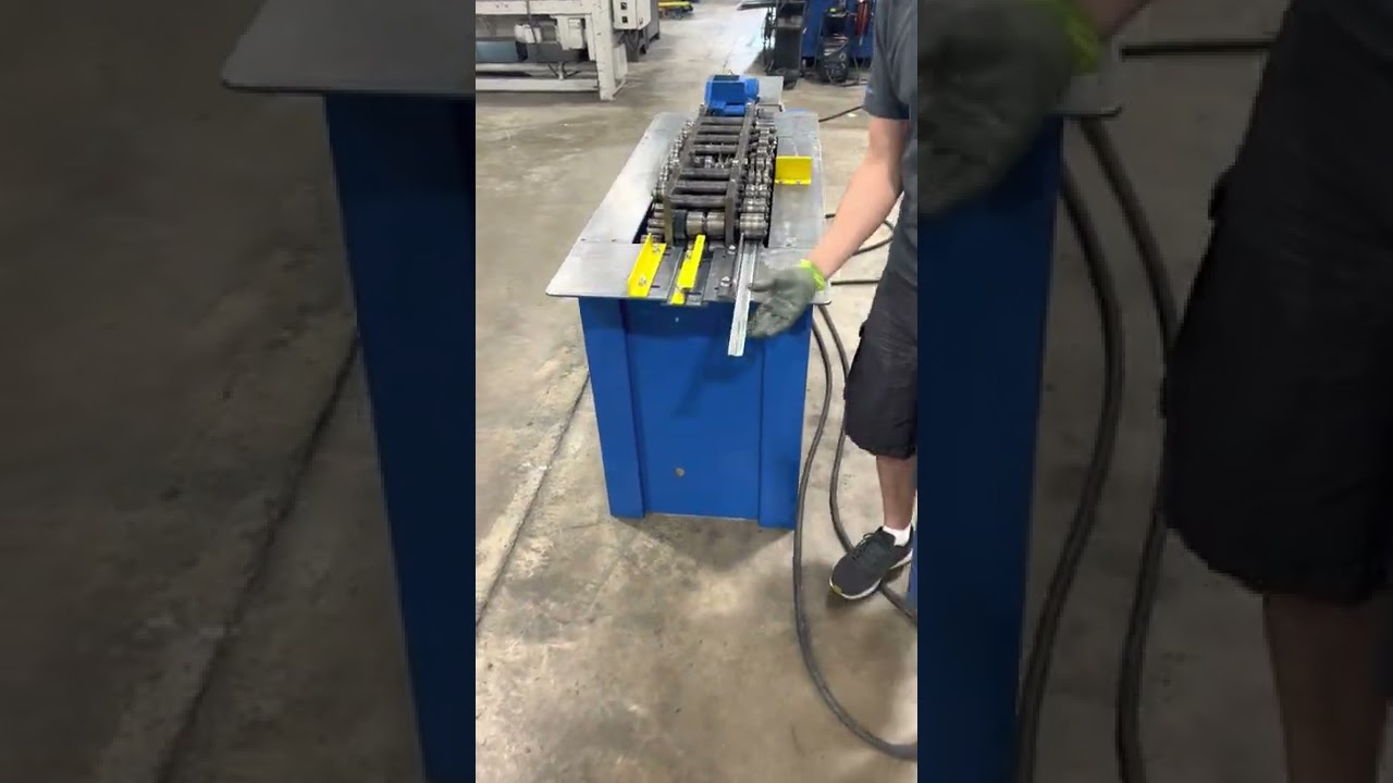 Lockformer 8900 with Slitter Attachment with Pittsburgh VIDEO 2