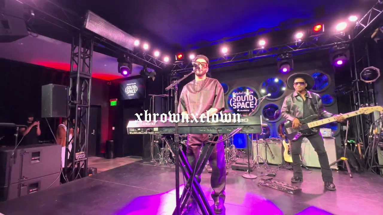 Jon B - Pretty Girl (2025.04.17 Helpful Honda Sound Space Los Angeles)